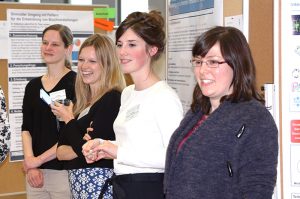 Ina Beyer, Mona Weinhuber, Eva Maria Nelz, Michaela Oettle (Promovendinnen des Promotionskollegs CURIOUS) (v.l.n.r.)