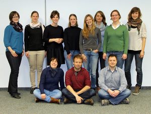 Die zehn Promovendierenden und ihre Koordinatorin Josephine Neugebauer (links)