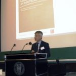 Prof. Dr. Hans Anand Pant bei seinem Vortrag "Lehrkräftekooperation - Anspruch und Wirklichkeit". Dieser Vortrag wurde im Rahmen der Ringvorlesung "Lehr- und Lernperspektiven" des Wintersemesters 2017/2018 gehalten